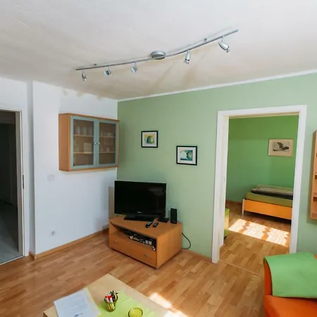 Flat2let 6 Apartment